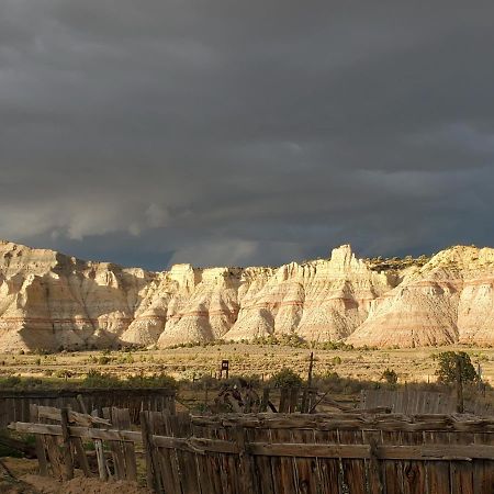 Log Cottages At Bryce Canyon #2 Cannonville Exterior photo